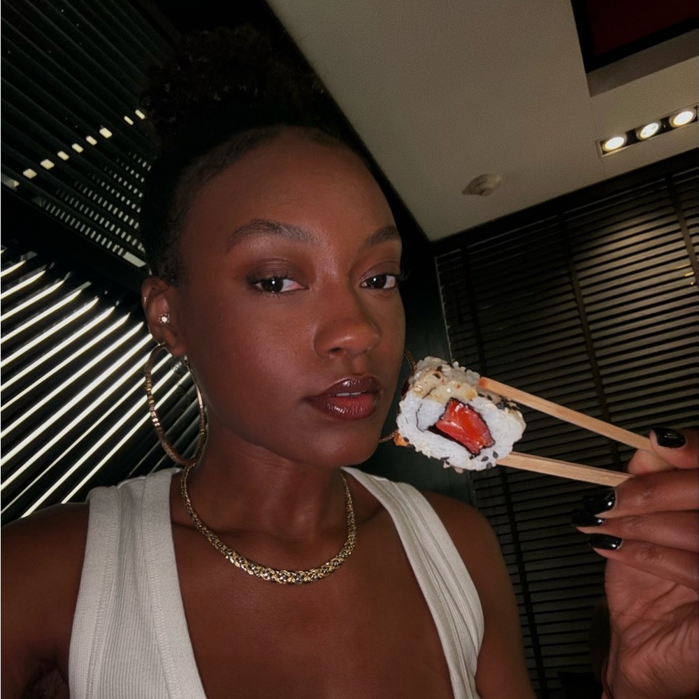 Meet your Posher, Camille